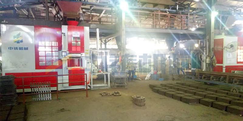 中铸全自动造型机在越南铸造厂家顺利投产